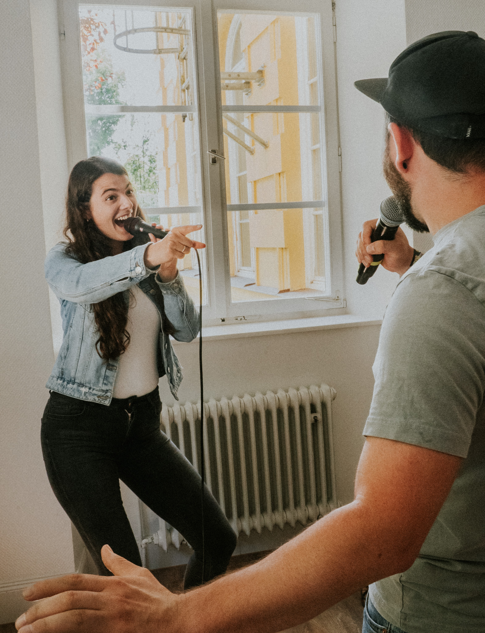Noemi und Jonathan Fabry beim gemeinsamen Musizieren - Vocal Coaching Team in Nürnberg